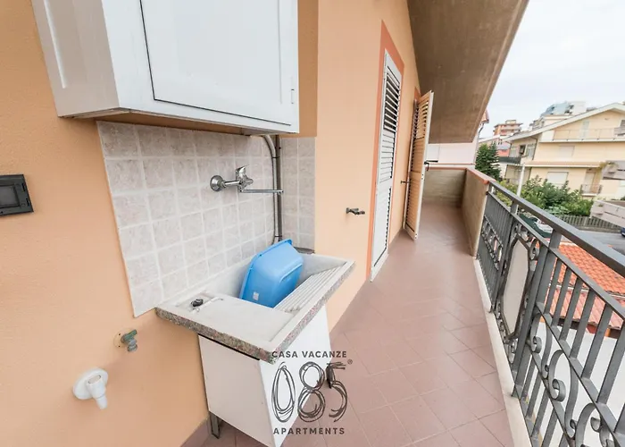 085 アパート Montesilvano Marina