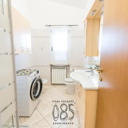 085 Apartment *