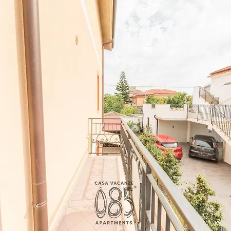 Apartment 085 *