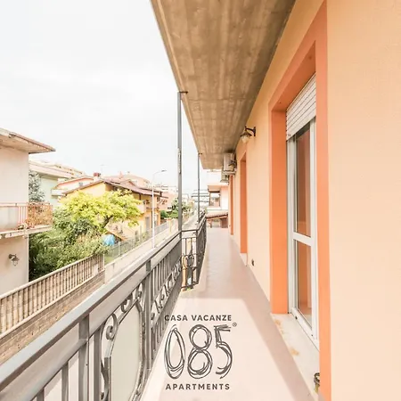 085 Apartment *
