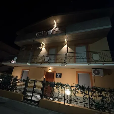 Apartment 085